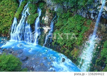 【北海道】美瑛の白髭の滝 138264422
