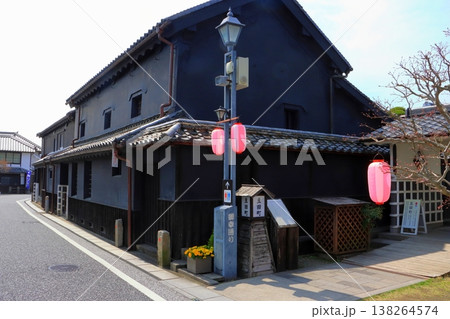 豆田町・御幸通り（伝統的建造物群保存地区・日田市） 138264574