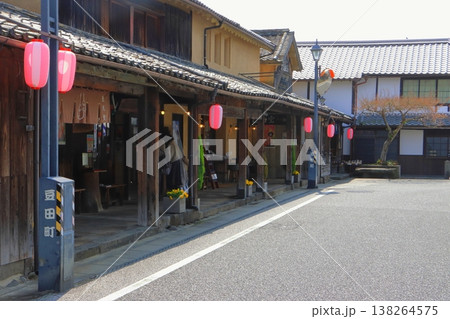 豆田町・御幸通り(伝統的建造物群保存地区・日田市) 豆田町・御幸通り(伝統的建造物群保存地区・日田市) 138264575