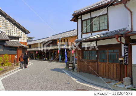 豆田町・御幸通り（伝統的建造物群保存地区・日田市） 138264578