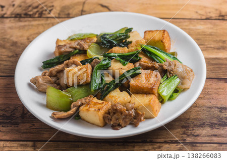 小松菜と厚揚げと豚肉の炒め物 138266083