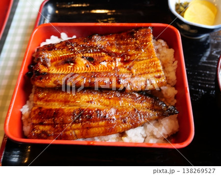 うなぎ蒲焼き うなぎ蒲焼き 138269527