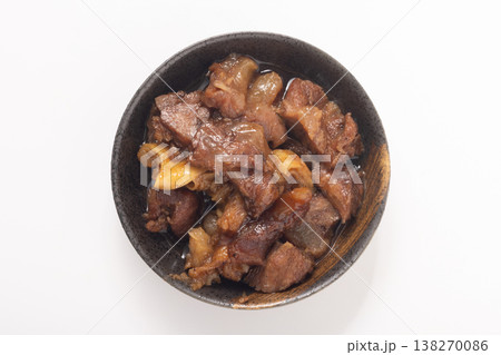 牛すじ煮込み 138270086