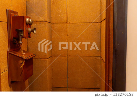 古い電話 138270158