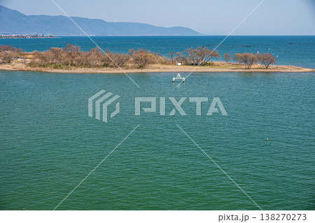 琵琶湖風景 琵琶湖大橋からの眺め 滋賀県大津市堅田 琵琶湖風景 琵琶湖大橋からの眺め 滋賀県大津市堅田 138270273