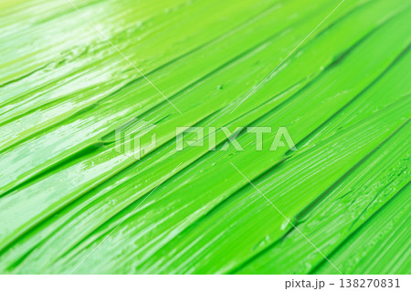 緑色と黄色のアクリル絵の具を伸ばした質感のクローズアップ撮影08 138270831