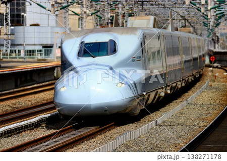 山陽路・西明石駅を俊足で駆け抜け九州へ… 九州新幹線【N700系A】 山陽路・西明石駅を俊足で駆け抜け九州へ… 九州新幹線【N700系A】 138271178