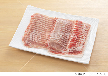 豚肉　しゃぶしゃぶ用 138271594