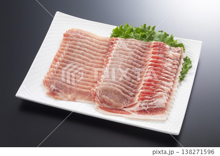 豚肉　しゃぶしゃぶ用 138271596