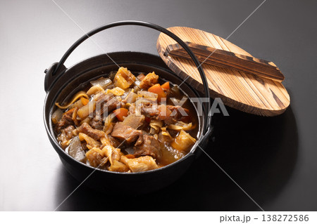 牛もつ 味噌煮込み 牛もつ 味噌煮込み 138272586