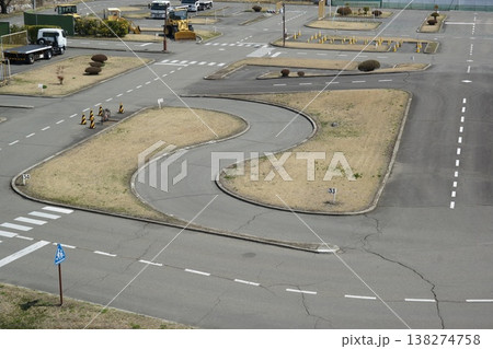 自動車教習所 138274758