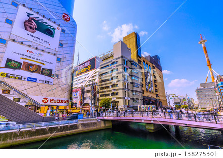 日本の横浜都市景観3月29日。横浜駅前・横浜ビブレやビックカメラ、南幸橋などを望む＝令和8年 138275301