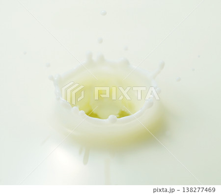 ミルククラウン 138277469