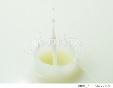 ミルククラウン 138277509