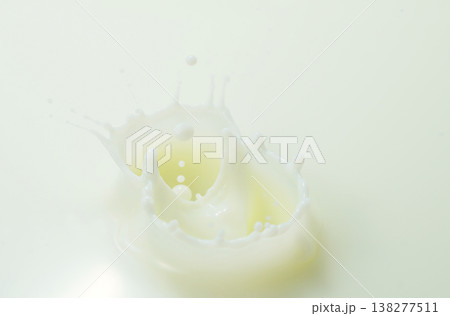 ミルククラウン 138277511