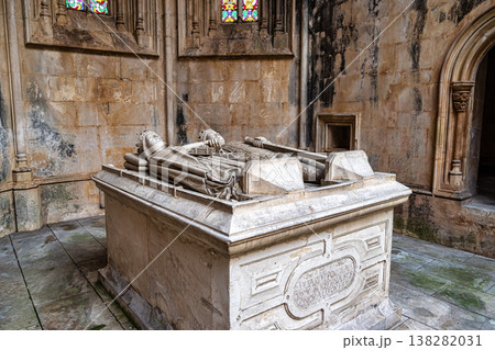 Tomb of King Duarte and Queen Leonor of Aragon at Batalha, Portu 138282031