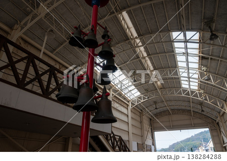 日本の岡山県倉敷市児島の古くてとても美しい建物 138284288