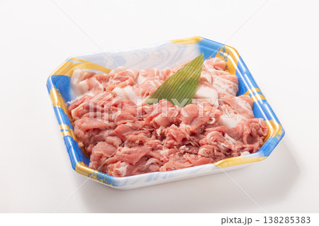 国産豚肉　しゃぶしゃぶセット（肩ロース・バラ） 138285383