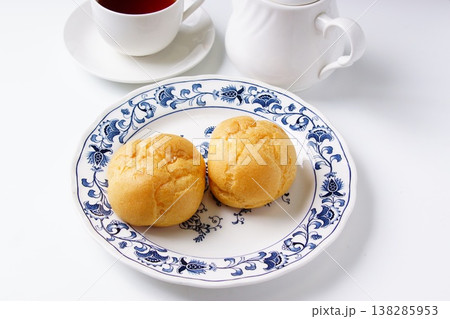 おいしいシュークリーム おいしいシュークリーム 138285953