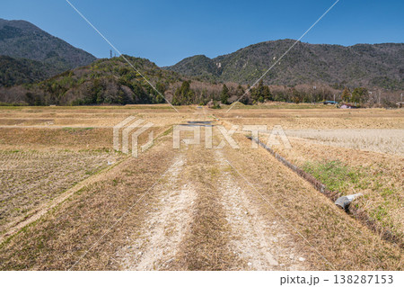 湖西地方の棚田風景 滋賀県大津市北小松 湖西地方の棚田風景 滋賀県大津市北小松 138287153