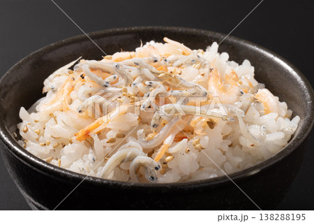桜海老　しらす　ごはん 138288195