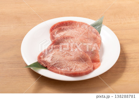 ［アイルランド産］牛たん　味付け　焼肉用 138288781