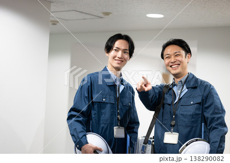 設備を支える技術者 設備を支える技術者 138290082