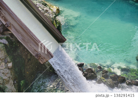草津温泉 湯畑(群馬県吾妻郡草津町) 草津温泉 湯畑(群馬県吾妻郡草津町) 138291415