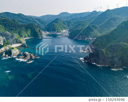 南伊豆ヒリゾ浜のドローン撮影。大根島、あいあい岬、ユウスゲ公園、渡船、遊泳客他。伊豆半島の最南端 138293696
