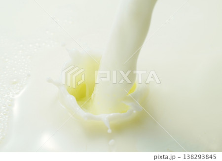 ミルク 138293845