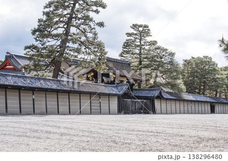 京都御苑の清所門 京都御苑の風景 京都御所 京都の観光スポット 京都御苑の清所門 京都御苑の風景 京都御所 京都の観光スポット 138296480