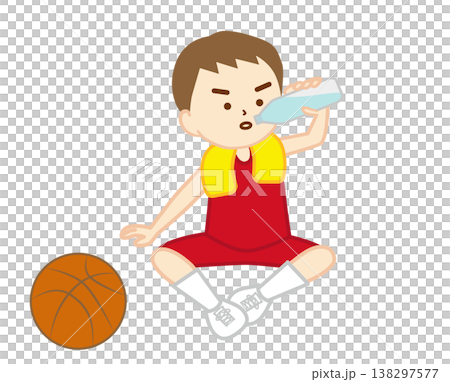手をついて地面に座って水分補給をするバスケ少年 手をついて地面に座って水分補給をするバスケ少年 138297577
