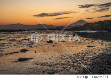 海・茅ヶ崎の夕景 138298641