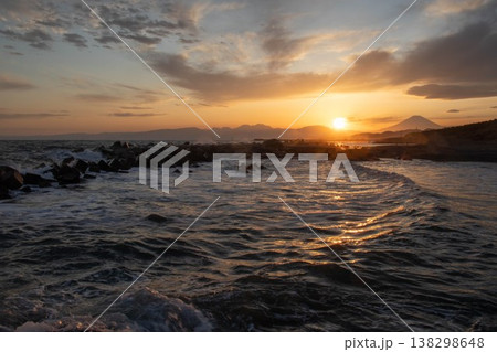 海・茅ヶ崎の夕景 海・茅ヶ崎の夕景 138298648