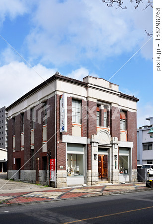 岩槻散歩：東玉大正館（旧中井銀行岩槻支店） 138298768