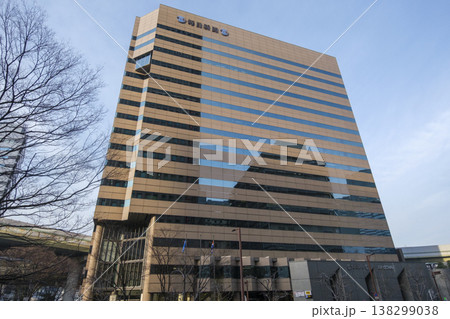 毎日新聞社　大阪本社　（大阪市北区梅田） 138299038