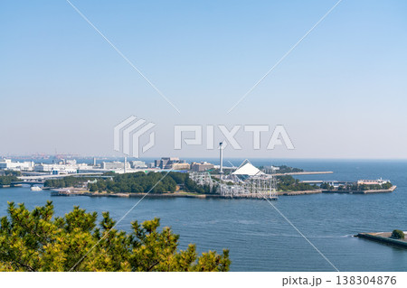 【神奈川県】青空が広がる海沿いのレジャー施設（令和8年3月） 138304876