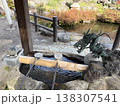 手水舎のある風景 138307541