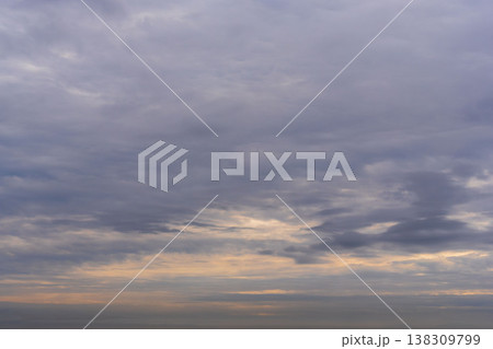冬の空 山から見た曇り空13 冬の空 山から見た曇り空13 138309799