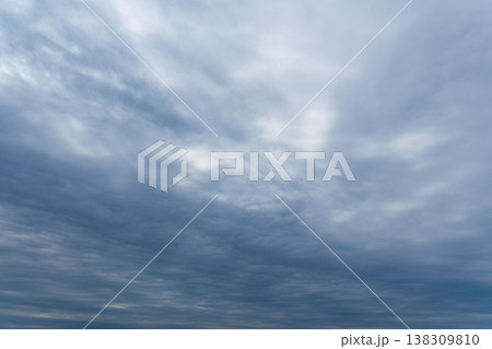 冬の空　山から見た曇り空23 138309810