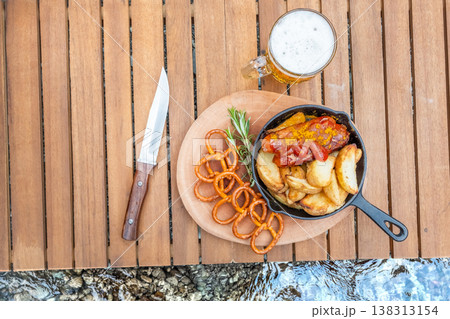 典型的なドイツ料理 typical German dishes 典型的なドイツ料理 typical German dishes 138313154