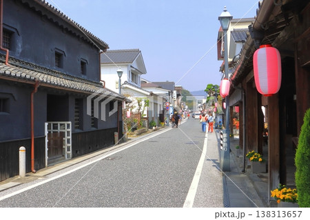 豆田町・御幸通り（伝統的建造物群保存地区・日田市） 138313657