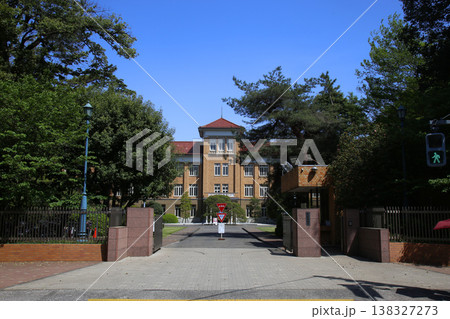 津田塾大学 138327273