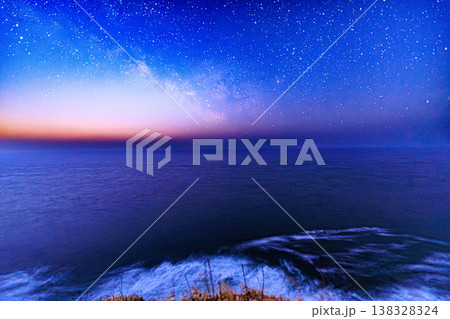 涙岬の銀河 星が降るような夜の風景 138328324