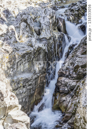 古座川の「滝の拝」 138333056