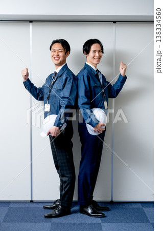 技術者の2人 技術者の2人 138334560