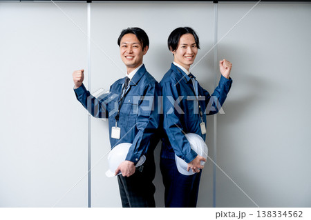 技術者の2人 技術者の2人 138334562