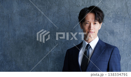 30代 ビジネスマン ポートレート 30代 ビジネスマン ポートレート 138334791