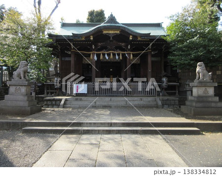 東京都目黒区！中目黒八幡神社の拝殿 138334812