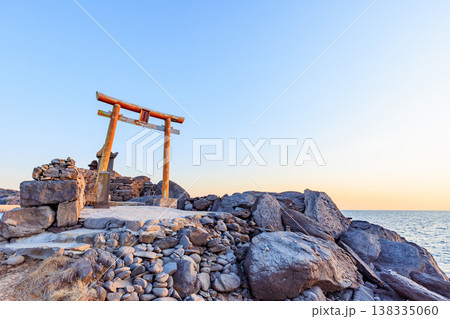 朝焼けした春の龍蛇神社 長崎県壱岐市 朝焼けした春の龍蛇神社 長崎県壱岐市 138335060